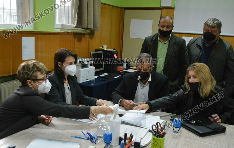 Николай Колев е водач на „Изправи се БГ! Ние идваме!“ в Хасково вместо Татяна Дончева