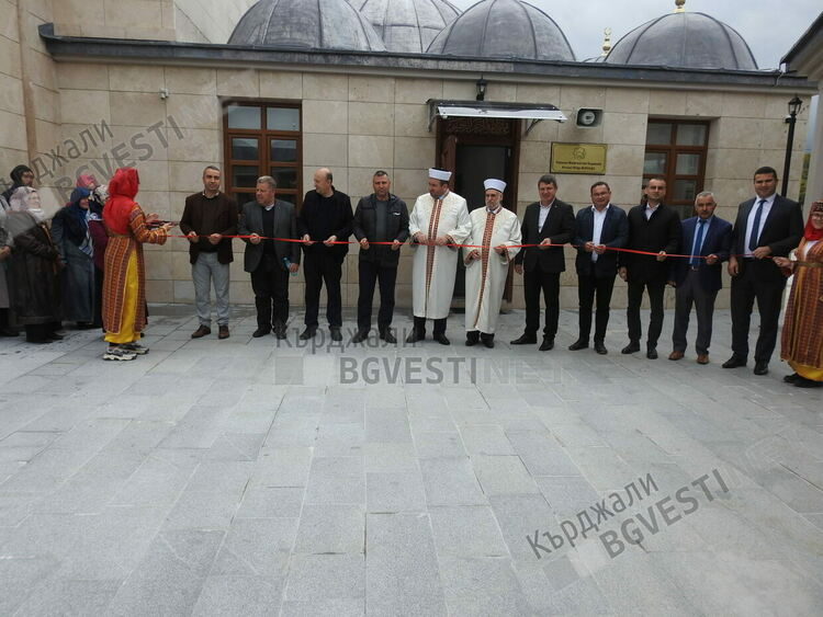 Главният мюфтия д-р Мустафа Алиш Хаджъ откри новите офиси на Районно мюфтийство-Кърджали