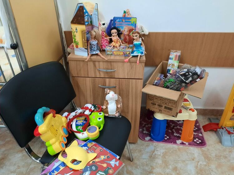Дарение от детски играчки получи Смолянската болница