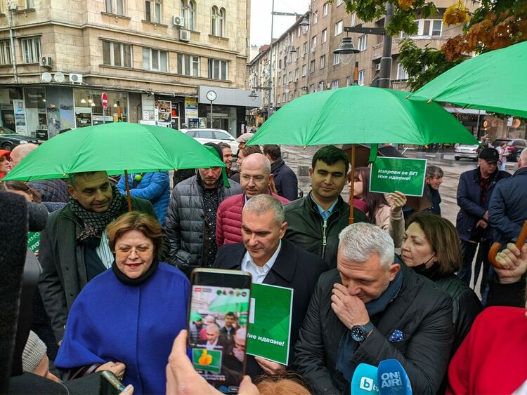 Д-р Димитър Пампоров /“Изправи се БГ! Ние идваме“/: „Стартираме предизборната кампания с 31 антикризисни мерки“ 