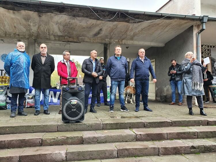 Въпреки дъжда The dog shou Първомай 2021 е факт