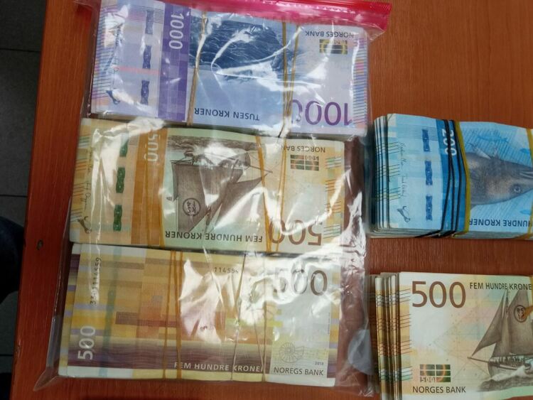 Спипаха турчин с 1 млн. крони, скрити в тир