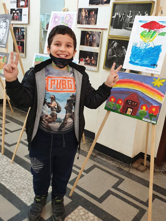 32 деца-художници изложиха творби в читалището