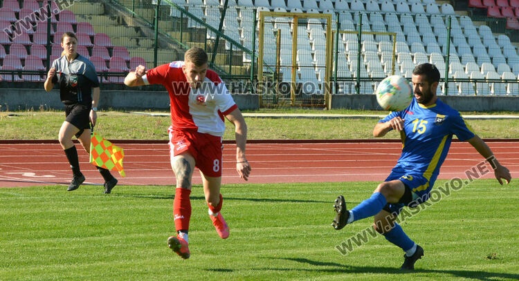 С 10 футболисти „Саяна Хасково“ обърна „Димитровград“
