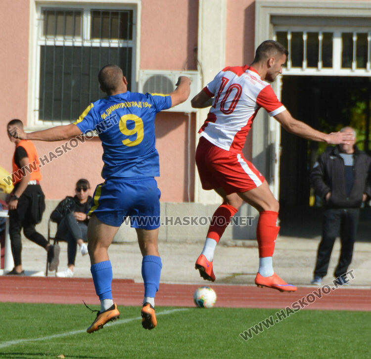 С 10 футболисти „Саяна Хасково“ обърна „Димитровград“