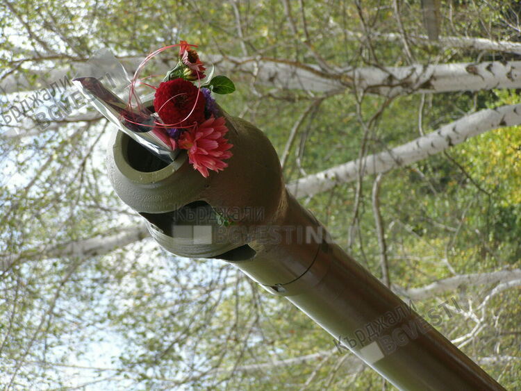 Запасните офицери и сержанти с четиригодишна равносметка