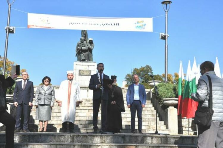 Кърджали с тържествен концерт за празника си