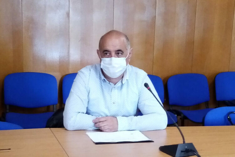 Много лекари и медицински персонал влязоха в смолянските болници  с тестове на работа днес/ Обновена/