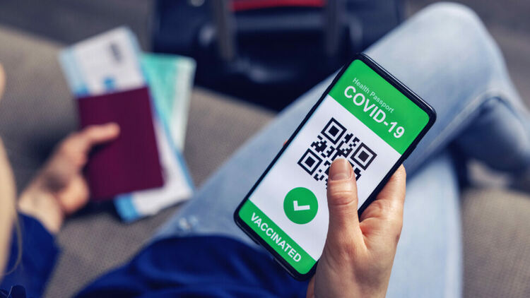 Удължават срока на валидност на "зеления сертификат" за преболедувалите коронавирус на година 