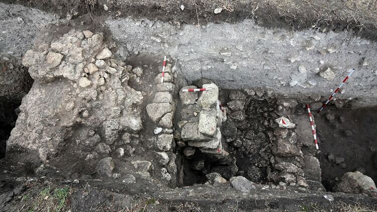 Продължават проучванията на Букелон