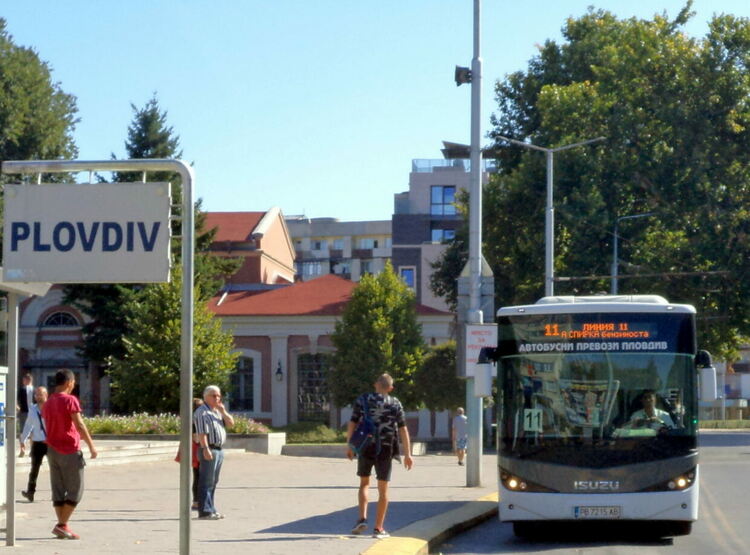 Престъпна схема рискува да остави Пловдив и Асеновград без градски транспорт