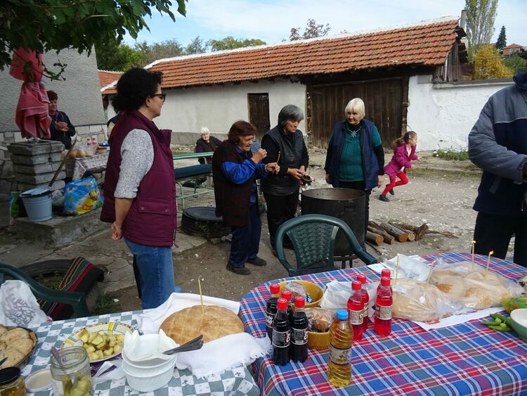 Бряговци се събраха на Църквичка