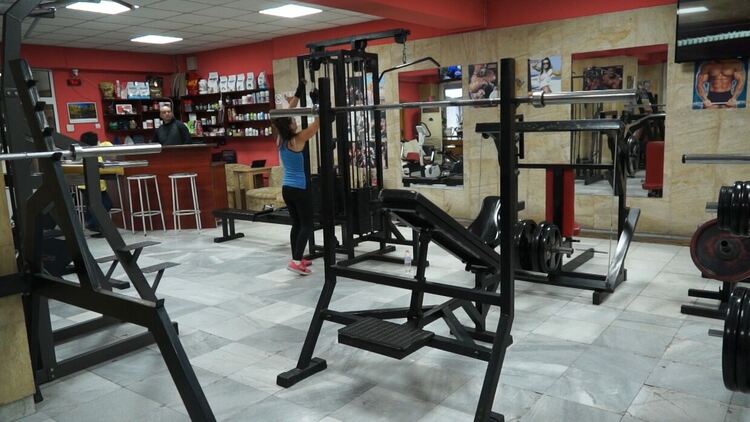 В Смолян заведения за хранене и фитнеси опустяха, идат фалити