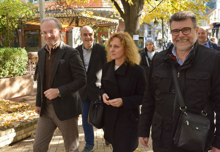 Лозан Панов в Хасково: Президентът трябва да обединява нацията