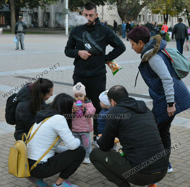 Протестен пикник в Хасково срещу „зелените сертификати“