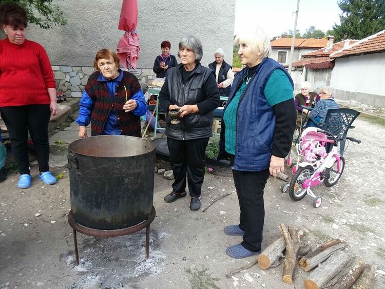 Бряговци се събраха на Църквичка