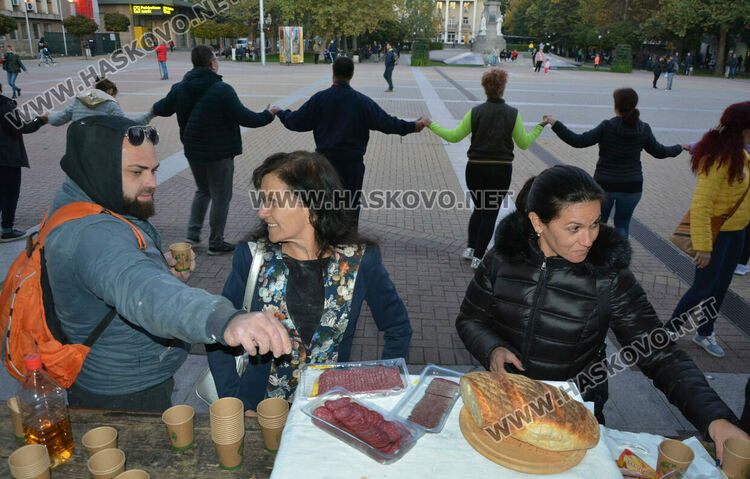 Протестен пикник в Хасково срещу „зелените сертификати“