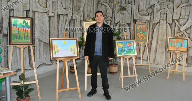 Факелно шествие и изложба в „Шандор Петьофи“ за Деня на народните будители