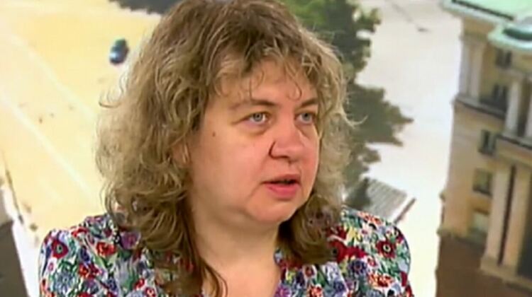Доц. Киселова: Актовете на Кирил Петков като министър са стабилни