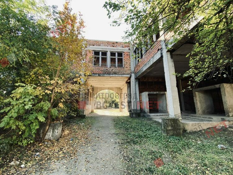 Ще разрушават изоставена сграда в Димитровград