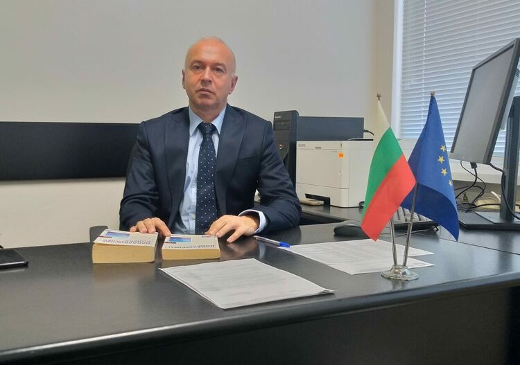 Стоян Моневски