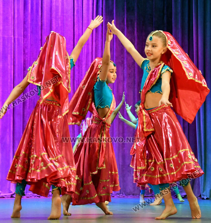 150 участници в първия Арт фестивал „Фантазия” в Хасково