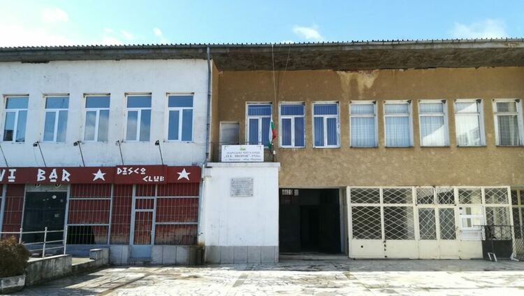 Етнографска и документална изложби са открити по случай 95-годишнината на читалището в пернишкото село Мещица