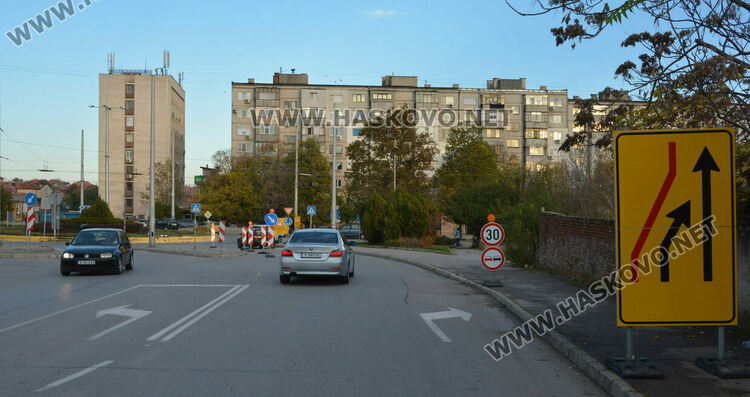 Свалят нивото на две кръгови в Хасково