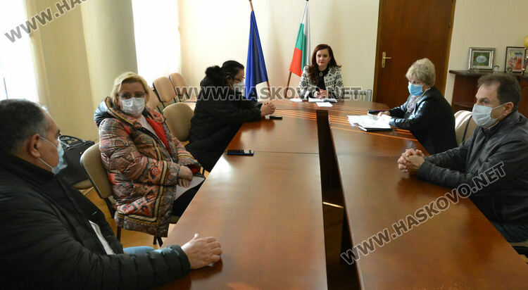 Само 7% свободни ковид легла в Хасковска област, търсят доброволци за отделенията