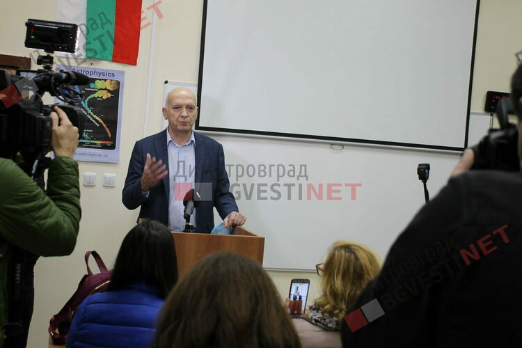 Презентираха новия дигитален планетариум на Димитровград пред чуждестранни гости от 5 държави 