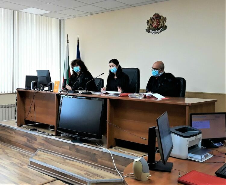 Окончателно: Постоянен арест за водача на Поршето с марихуана