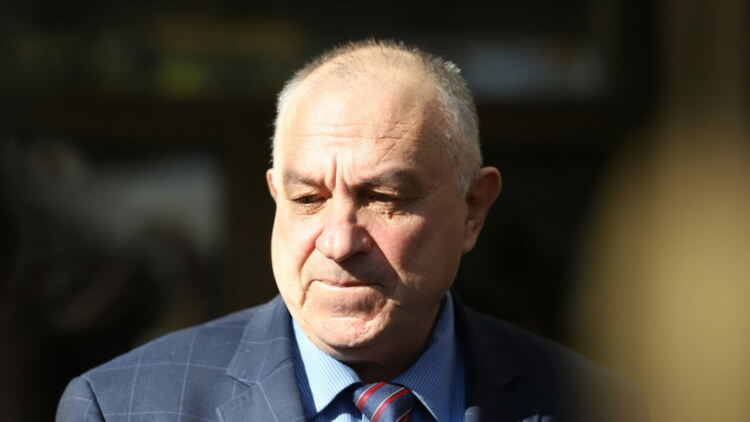 МЗ: Зеленият сертификат работи добре и дава резултати. Локдаунът е далече