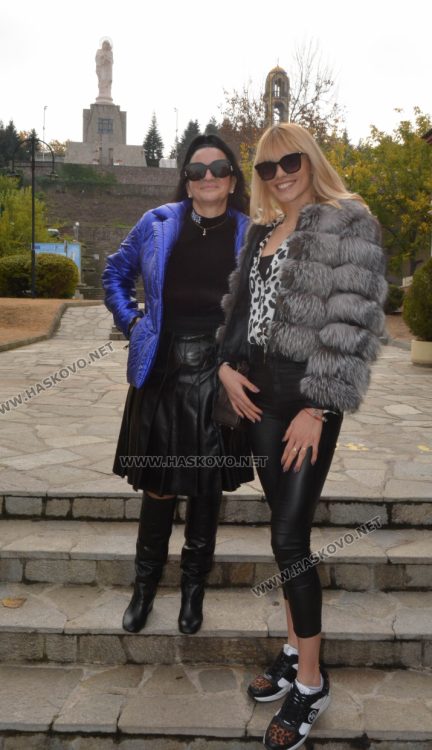 Красивата Калина Ленкова ще представи Хасково на „Мис България“