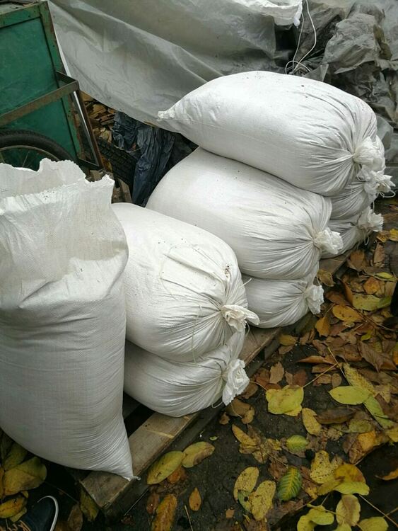 375 кг незаконен тютюн са открили полицейски служители в село Катуница (снимки)