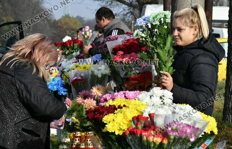 Архангелова задушница е днес