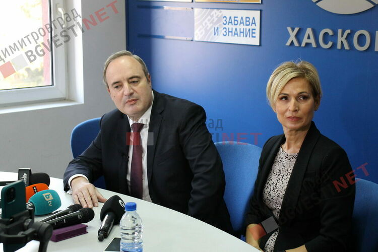 проф. Анастас Герджиков и Невяна Митева