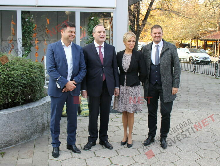 проф. Анастас Герджиков и Невяна Митева