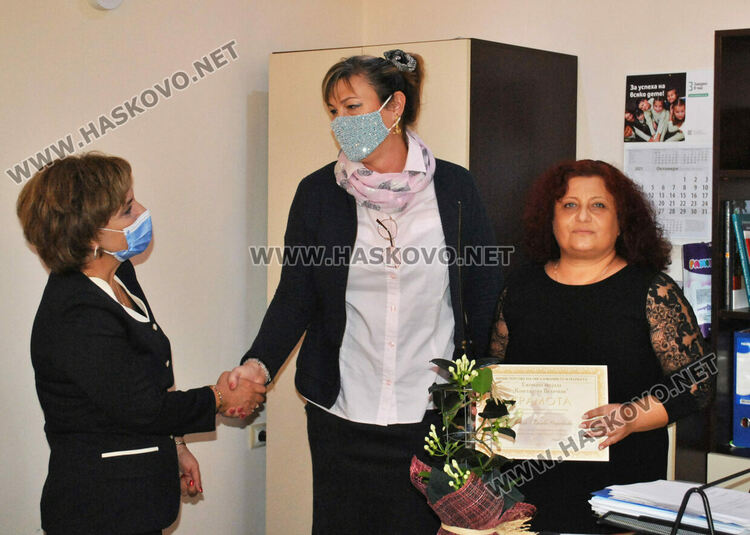 Учителка от Хасково сред 8-те в страната с награда „Константин Величков“ на МОН