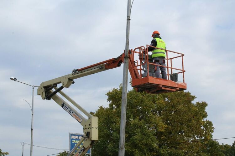 ГЕРБ: Работим за по-светли и по-сигурни улици в Хасково и селата