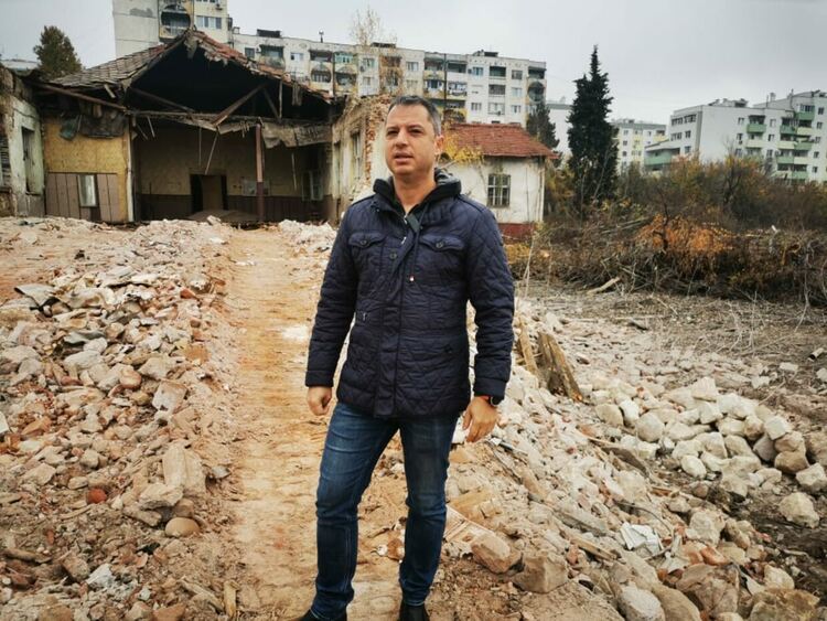 Ритейл парк в Хасково