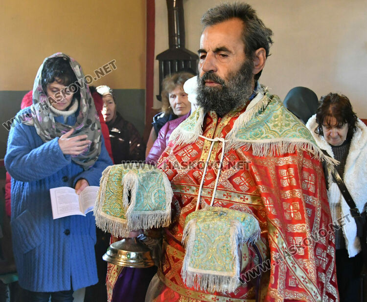 Днес почитаме Св.Мина-закрилникът на дома и семейството