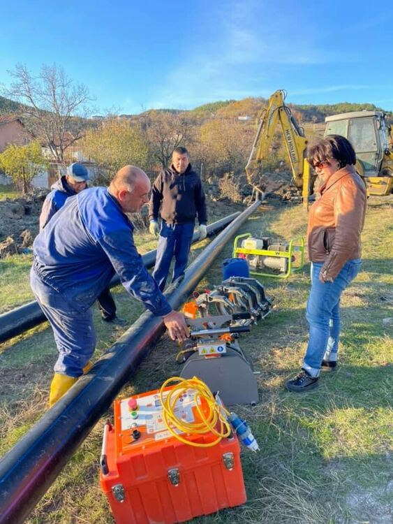 Полагат водопровода за Главатарци, парите са осигурени от Цвета Караянчева