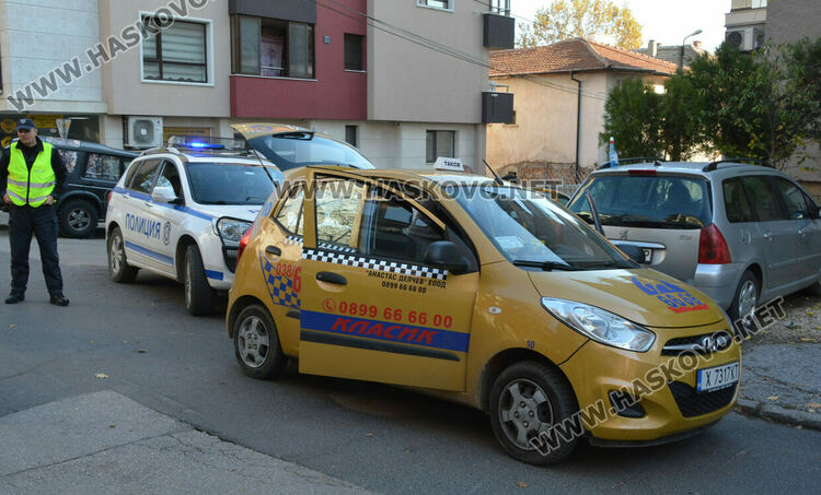 Труп престоя над 3 часа в такси в Хасково