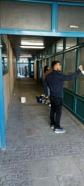 Младежи почистиха подлеза в Райково, ще облагородят пространството