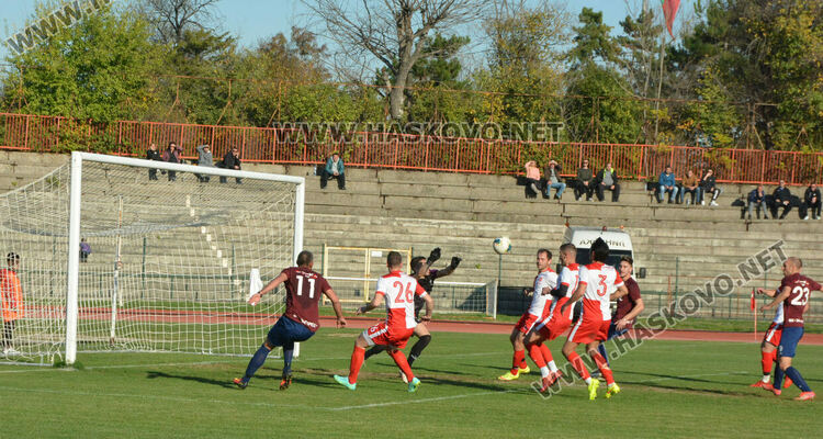 „Саяна Хасково“ победи „Загорец“ с 2:0 на „Ямача“