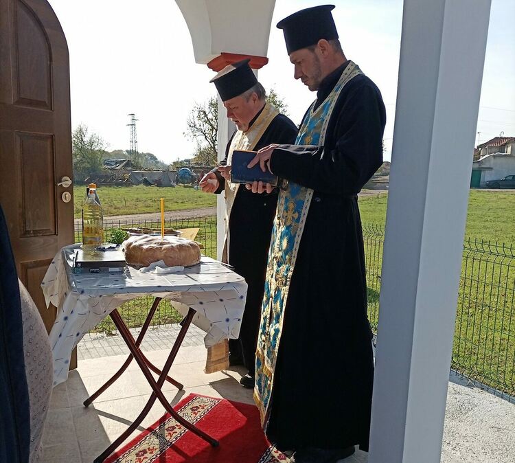 В село Поройна осветиха нов параклис