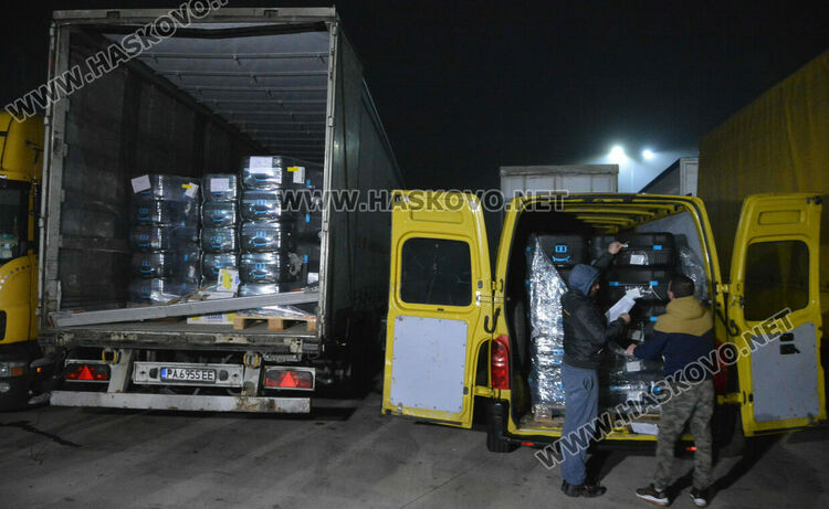 Пристигнаха 397 машини в Хасково за вота в неделя