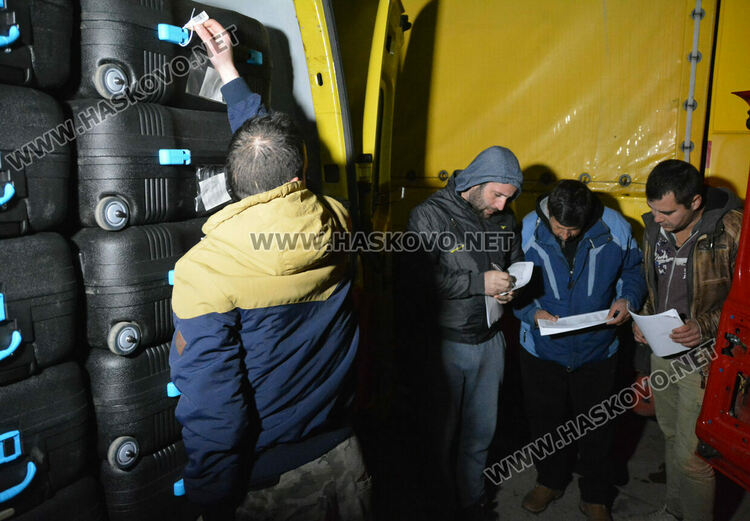 Пристигнаха 397 машини в Хасково за вота в неделя