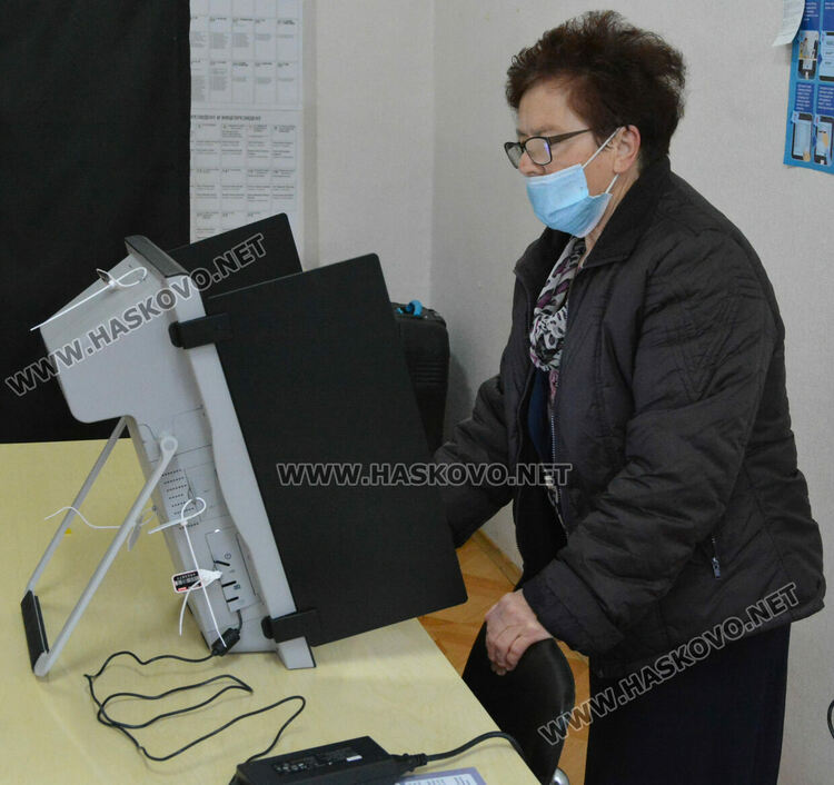 232 337 с право на глас в Хасковско на днешните избори 2 в 1