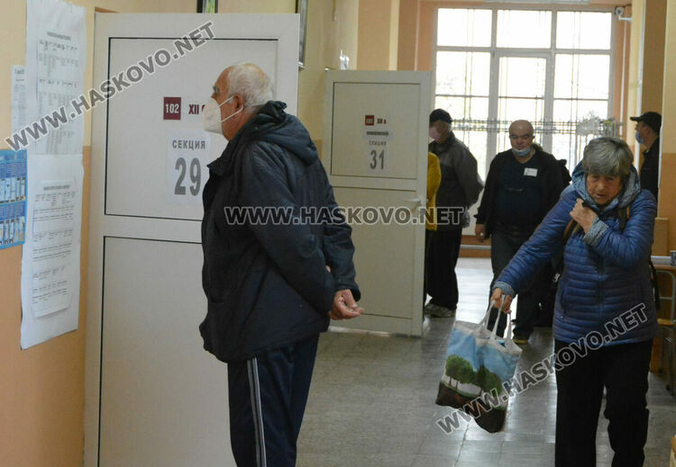 Отсъстващи членове на секции на старта на изборния ден